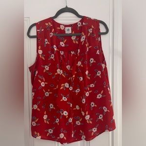 CAbi woman’s sleeveless blouse